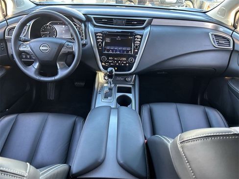 Used 2024 Nissan Murano SL image 12