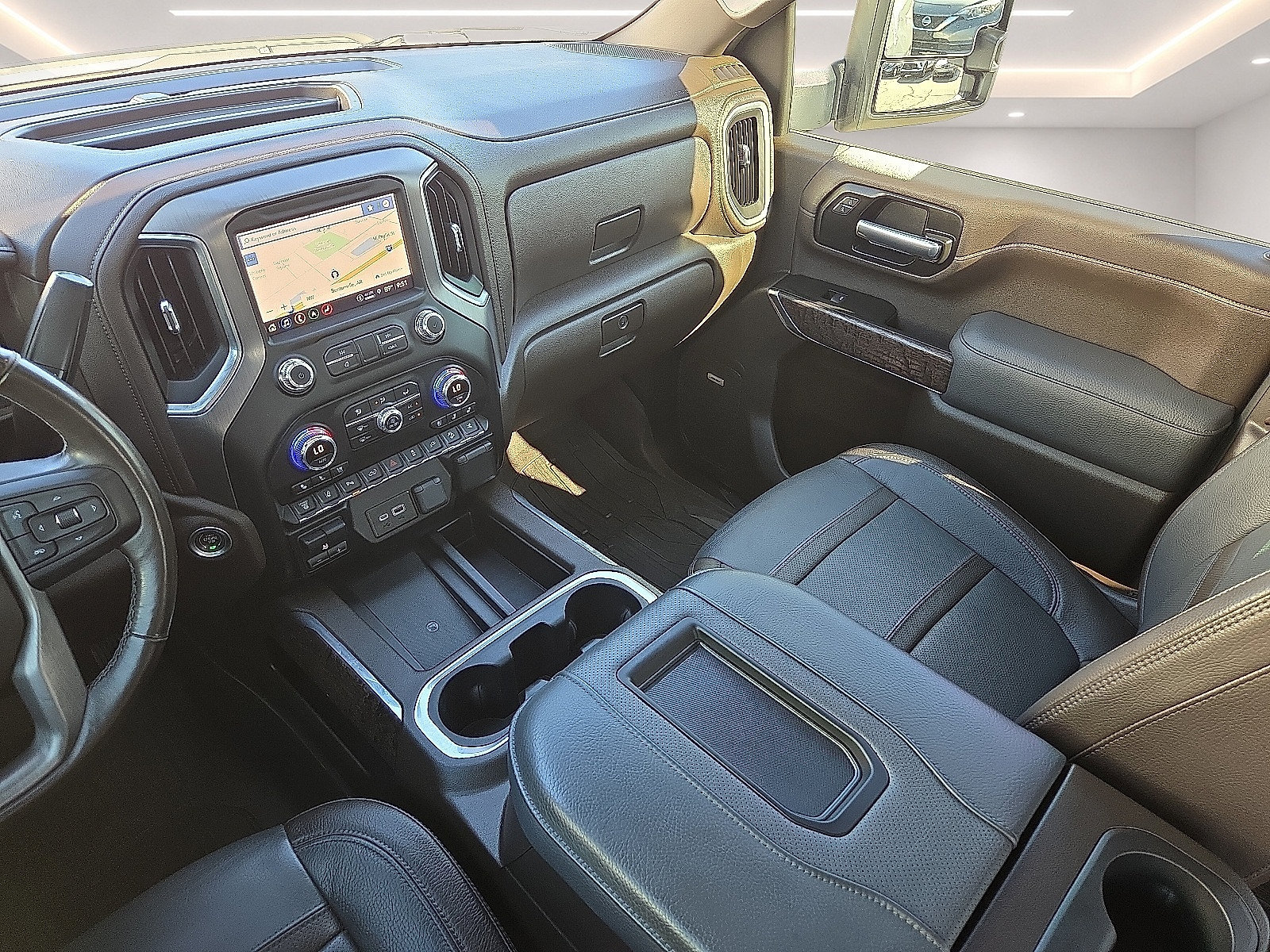 Used 2022 GMC Sierra 2500 Denali AWD/4WD image 19