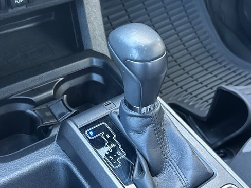 Used 2023 Toyota Tacoma TRD Sport image 26