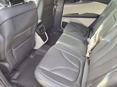 Used 2020 Lincoln Nautilus Reserve AWD/4WD image 12