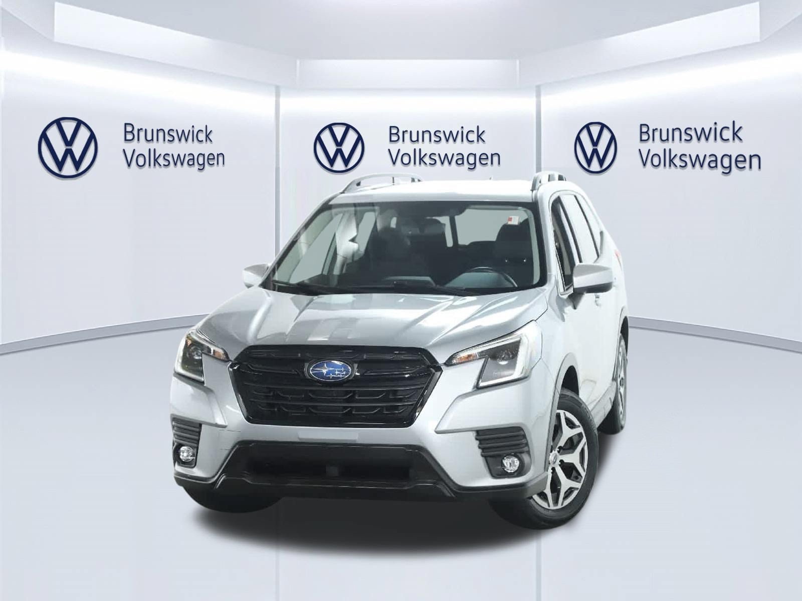 Certified 2024 Subaru Forester Premium AWD/4WD image 3