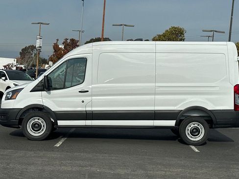 New 2026 Ford Transit 250 148 Medium Roof image 7