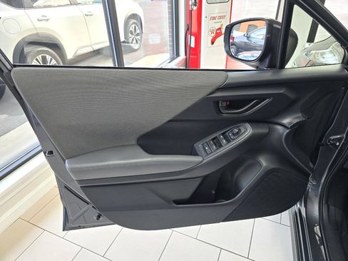 Used 2024 Subaru Crosstrek 2.0i Premium AWD/4WD image 17
