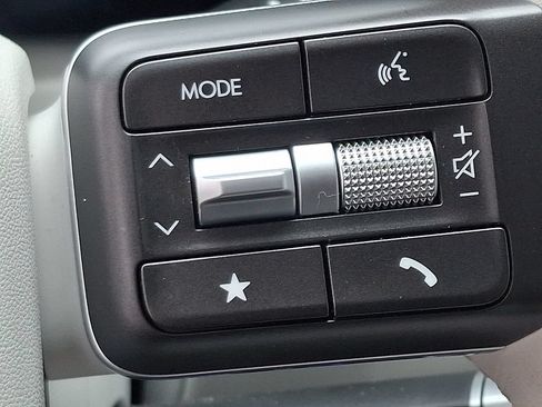 Used 2026 Hyundai Palisade SEL FWD image 23
