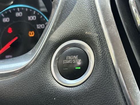 Used 2019 Chevrolet Traverse Premier w/ LPO, Blackout Package AWD/4WD image 11