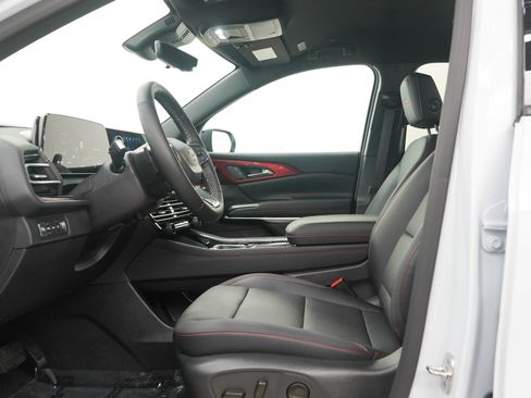 Used 2026 Chevrolet Traverse Z71 AWD/4WD image 23