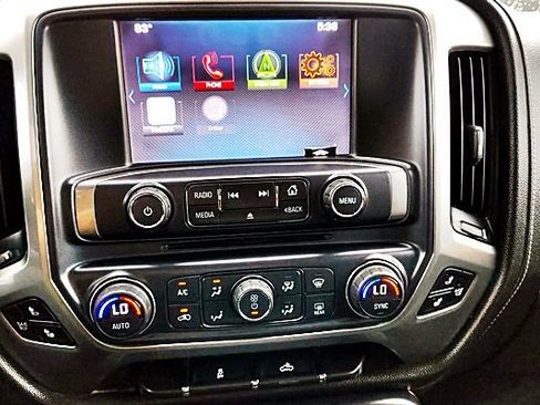 Used 2015 Chevrolet Silverado 2500 LTZ AWD/4WD image 19