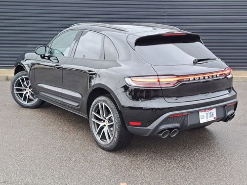 Certified 2026 Porsche Macan AWD/4WD image 3