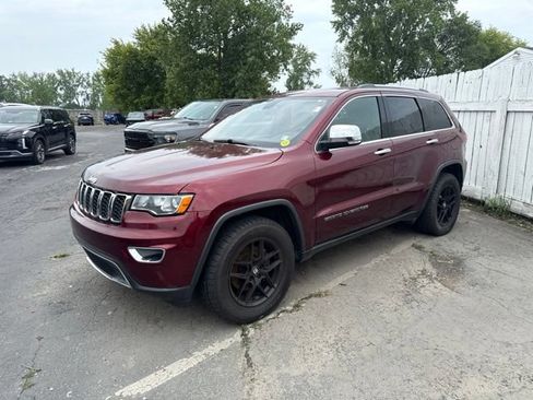 Used 2018 Jeep Grand Cherokee Limited AWD/4WD image 8