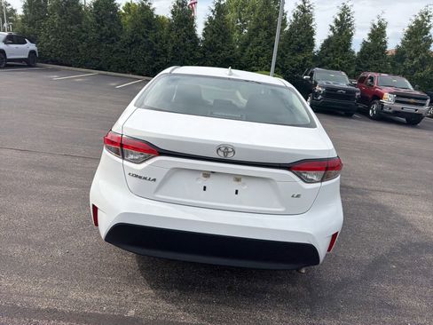 Used 2024 Toyota Corolla LE FWD image 4