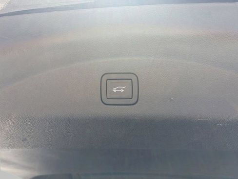 Used 2023 Chevrolet Tahoe RST w/ Sport Performance Package AWD/4WD image 8