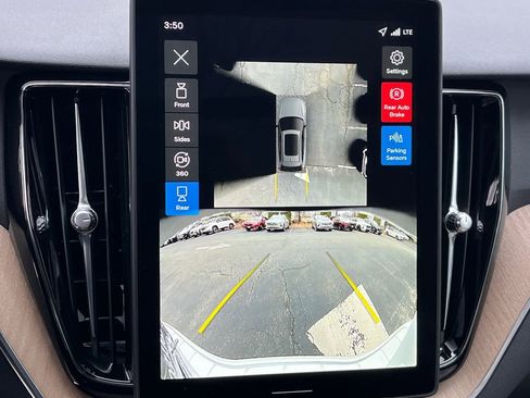 New 2026 Volvo XC60 B5 Plus w/ Protection Package Premier image 16