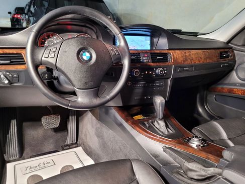 Used 2011 BMW 335i xDrive Sedan image 23