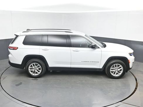 Used 2023 Jeep Grand Cherokee L Laredo RWD image 39