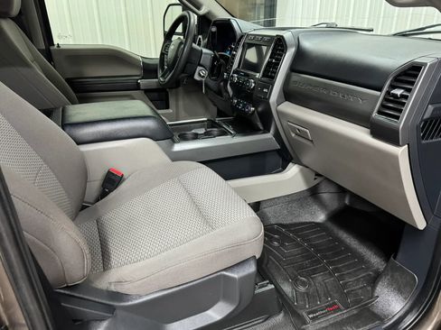 Used 2022 Ford F350 XLT w/ XLT Value Package AWD/4WD image 15