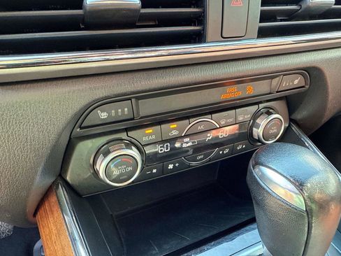 Used 2017 MAZDA CX-9 Signature image 31