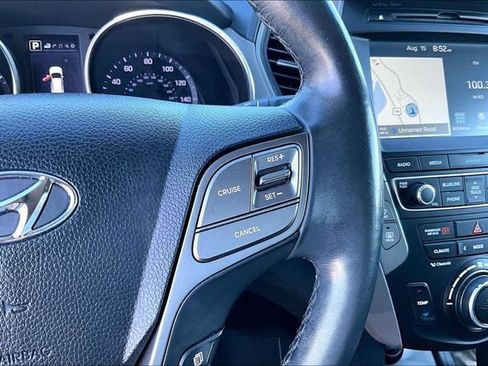 Used 2018 Hyundai Santa Fe Sport w/ 2.4L Tech Package 04 AWD/4WD image 20