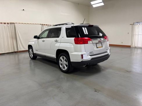 Used 2017 GMC Terrain SLT w/ Open Road Package FWD image 6