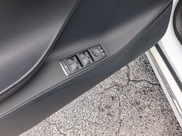 Used 2019 Tesla Model S 75D AWD/4WD image 15