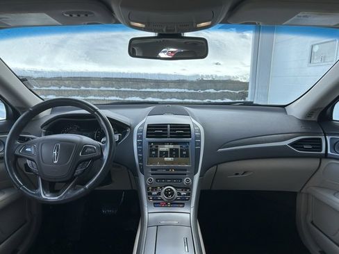 Used 2018 Lincoln MKZ Reserve w/ Climate Package image 10