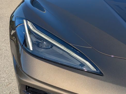 Used 2021 Chevrolet Corvette Stingray Preferred Cpe w/ Battery Protection Package image 10