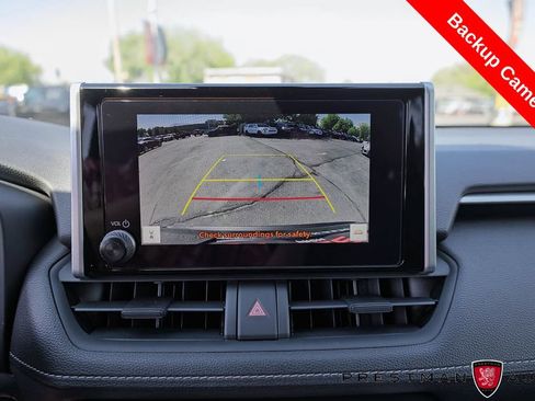 Used 2025 Toyota RAV4 XLE w/ Weather Package AWD/4WD image 4