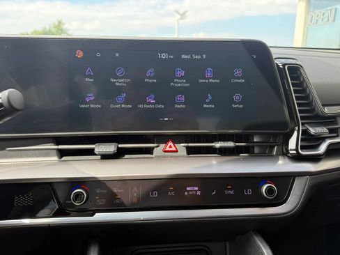 Used 2023 Kia Sportage EX FWD image 20