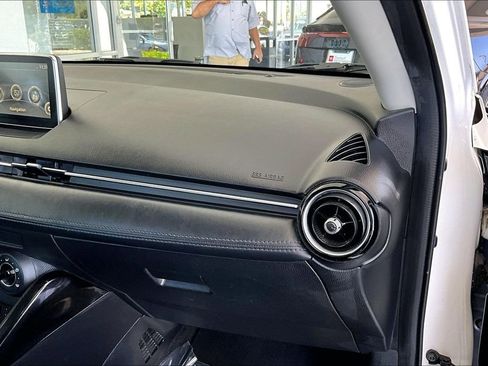 Used 2018 Toyota Yaris iA image 26