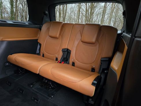 Used 2025 Volkswagen ID. Buzz Pro S image 18