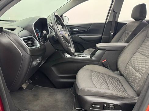 Used 2018 Chevrolet Equinox LT image 17