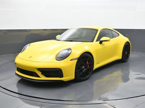 Certified 2024 Porsche 911 Carrera GTS RWD image 1