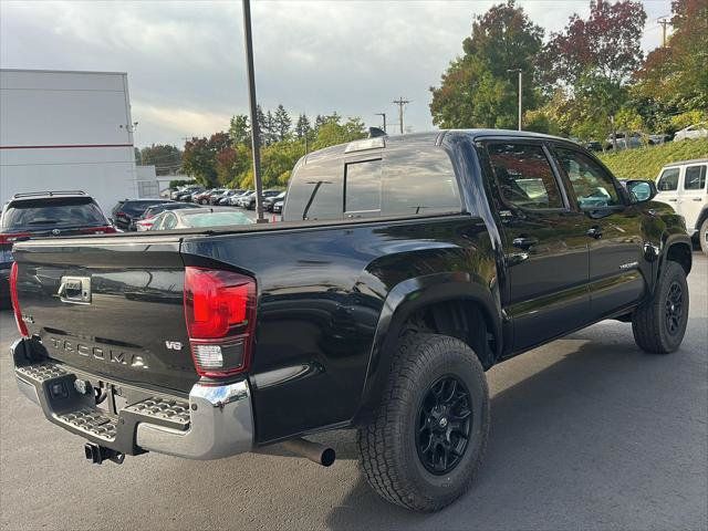 Certified 2021 Toyota Tacoma SR5 AWD/4WD image 5
