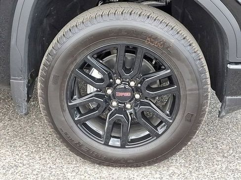 Used 2026 GMC Sierra 1500 Elevation image 10