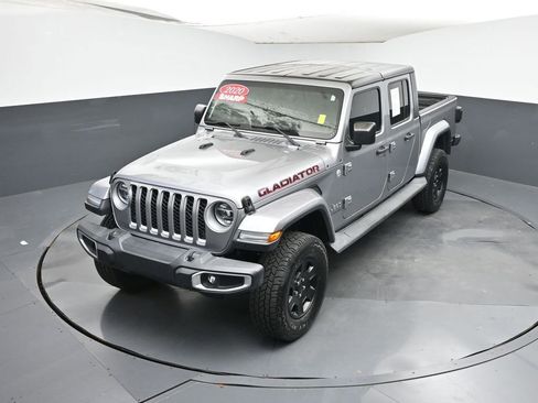 Used 2020 Jeep Gladiator Overland image 35