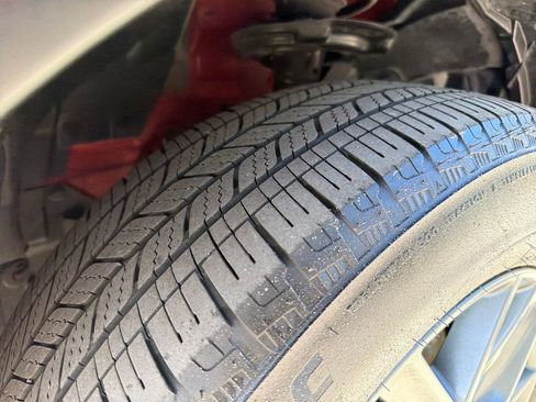 Certified 2021 Nissan Rogue S image 11