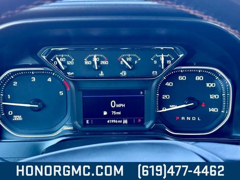 Used 2022 GMC Sierra 2500 AT4 image 32