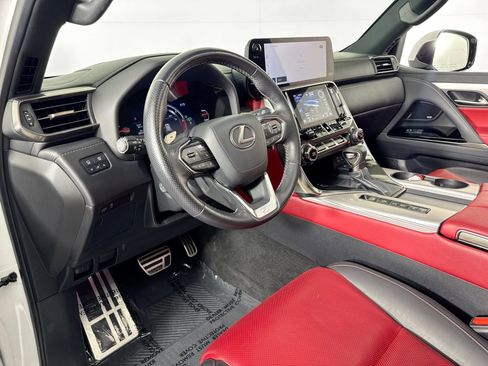 Used 2023 Lexus LX 600 F Sport image 11