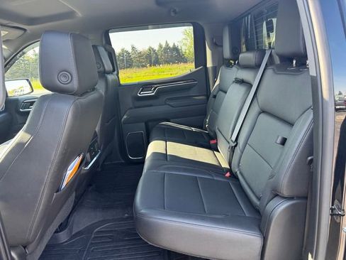 Used 2022 GMC Sierra 1500 Elevation w/ Elevation Premium Package RWD image 19