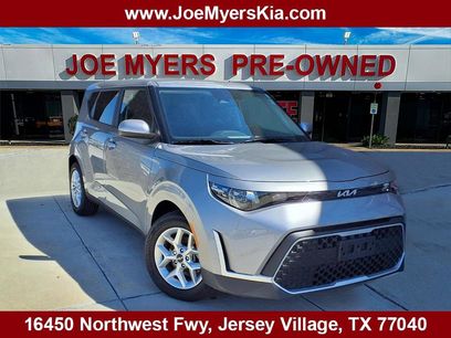 Certified 2025 Kia Soul LX w/ LX Technology Package