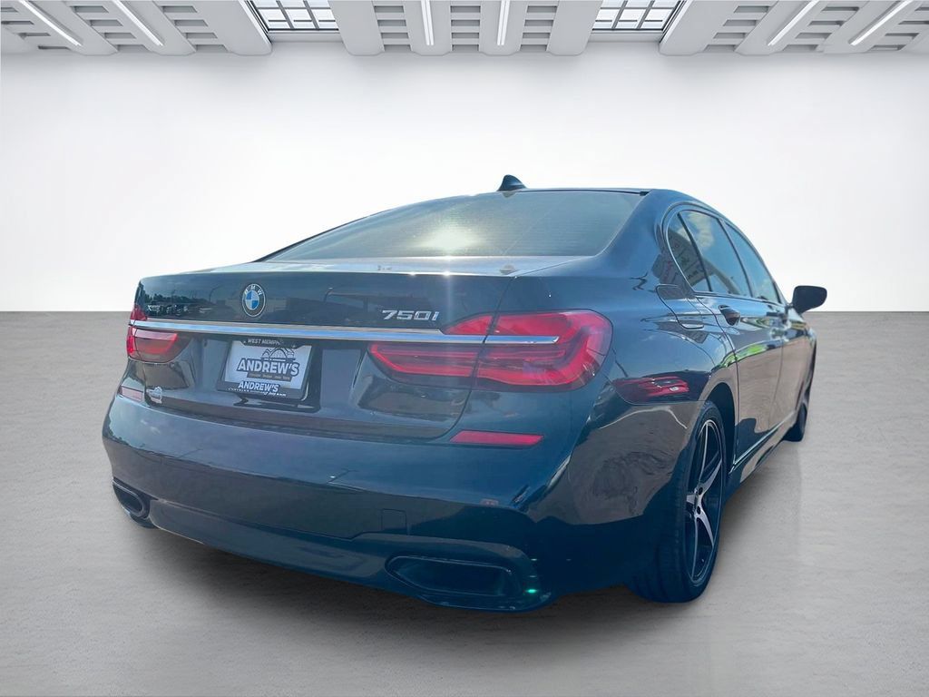 Used 2018 BMW 750i xDrive AWD/4WD image 6