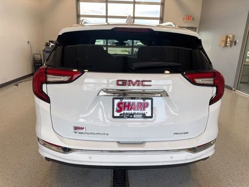 Used 2022 GMC Terrain Denali AWD/4WD image 9