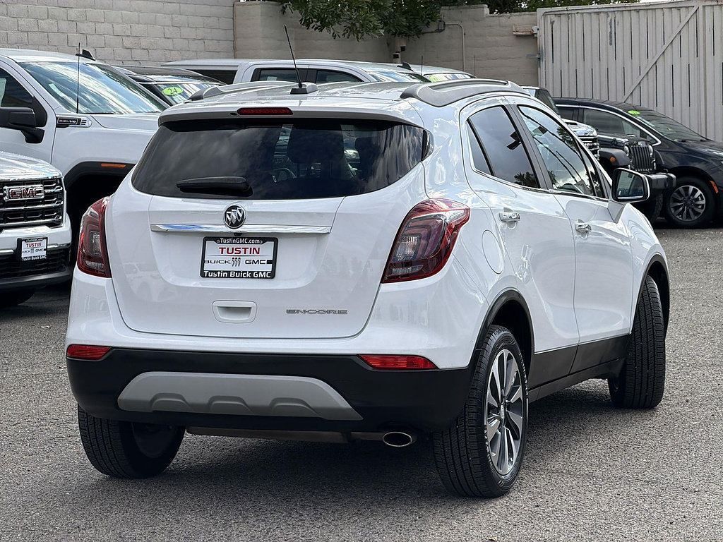 Used 2021 Buick Encore Preferred FWD image 5