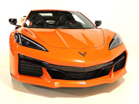 Used 2025 Chevrolet Corvette Z06 RWD image 31