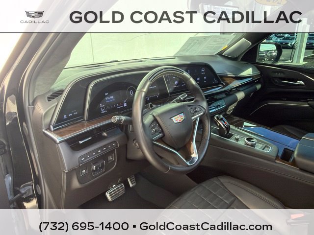 Certified 2024 Cadillac Escalade Sport Platinum w/ LPO, ONYX Package AWD/4WD image 24