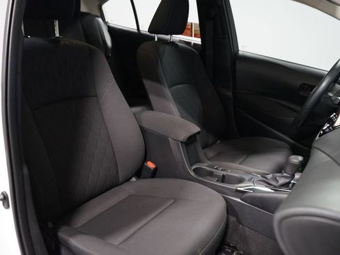 Certified 2025 Toyota Corolla LE image 25