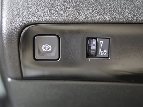 Certified 2022 Buick Enclave Essence image 25