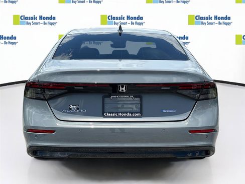 Used 2023 Honda Accord EX-L image 7