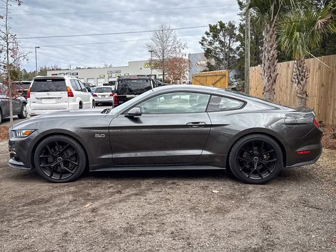 Used 2017 Ford Mustang GT Premium w/ GT Performance Package image 6
