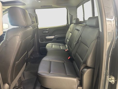 Used 2018 Chevrolet Silverado 1500 LTZ Z71 w/ LTZ Plus Package AWD/4WD image 21