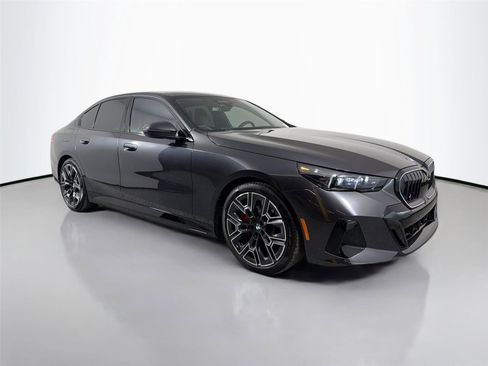 New 2026 BMW 550e xDrive w/ Executive Package AWD/4WD image 3